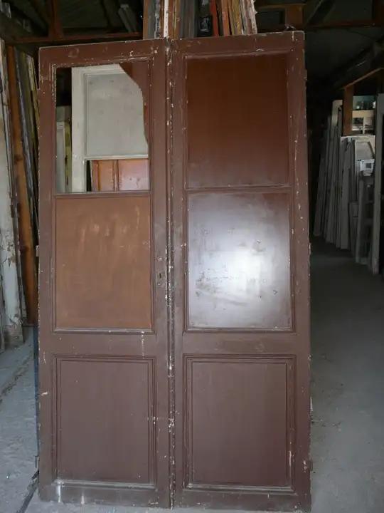 Double porte vitrée en bois