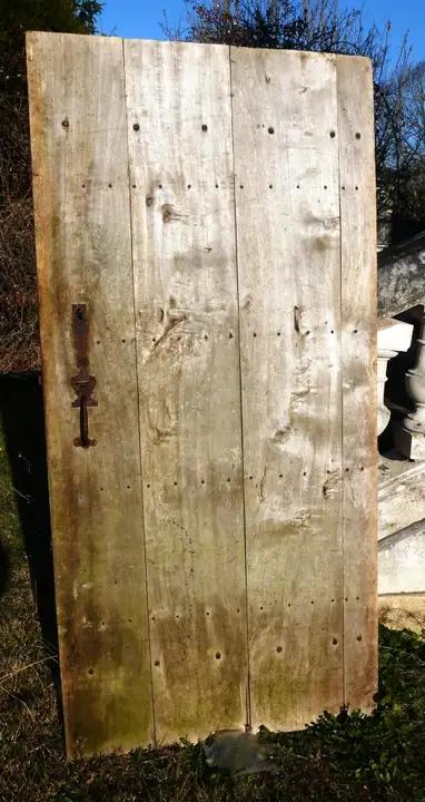 Porte de ferme en bois