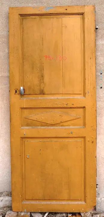 porte en sapin