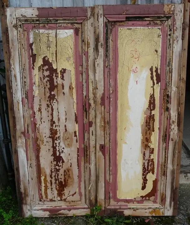 2 portes de placard en bois