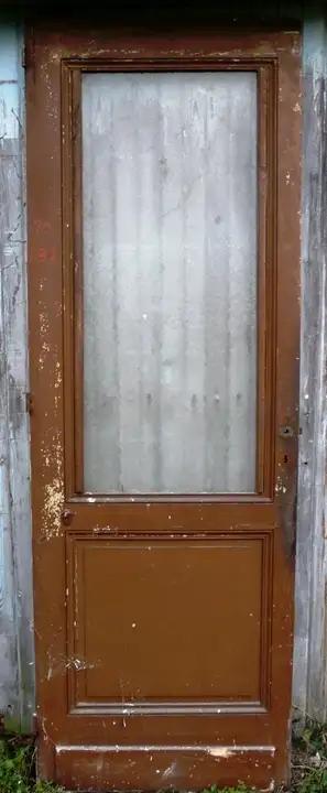 Porte vitrée en bois