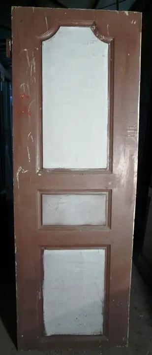 Porte double à  mouvement en bois