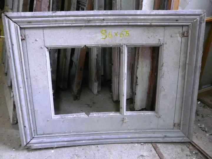 Imposte de porte en bois ceintré