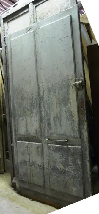 Porte de ferme en bois