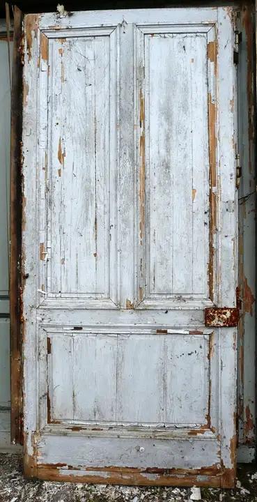 2 portes de communication en bois identiques de plus d'un metre de largeur