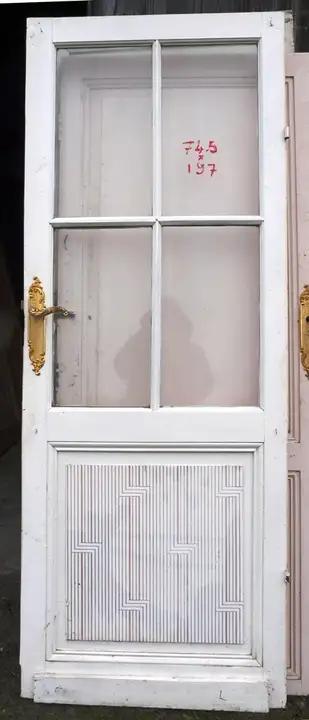 Porte vitrée en bois