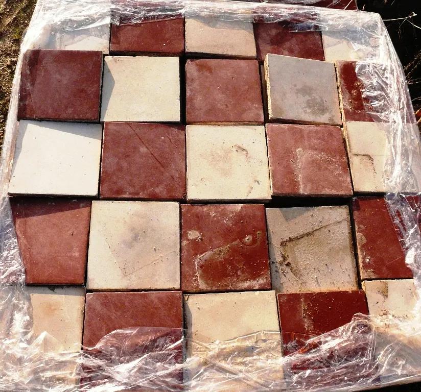 Carreaux ciment damier bicolore