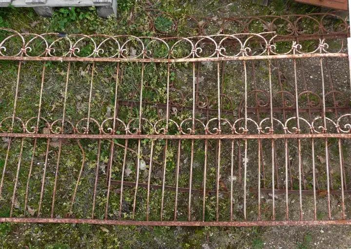 Grille en fer forgé