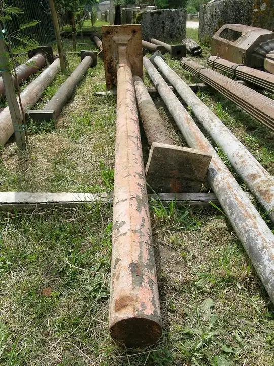 Colonne en fonte en 2  parties