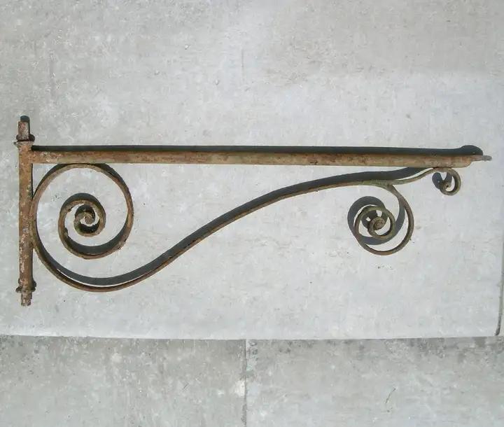 Porte enseigne  en fer