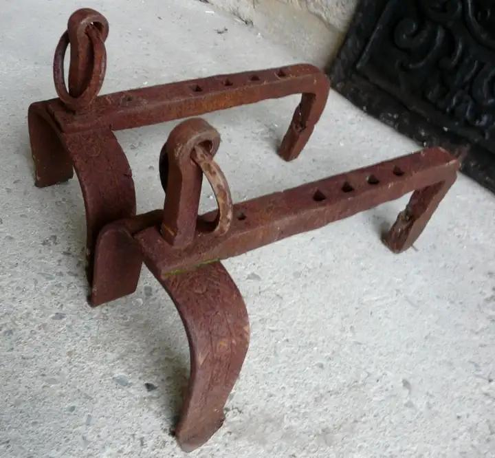 Paire de chenet en fer forgé