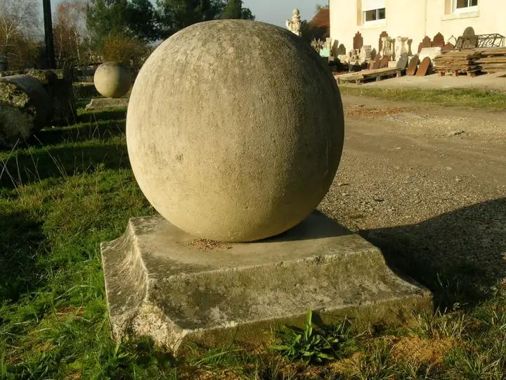 Boules de pierre dure