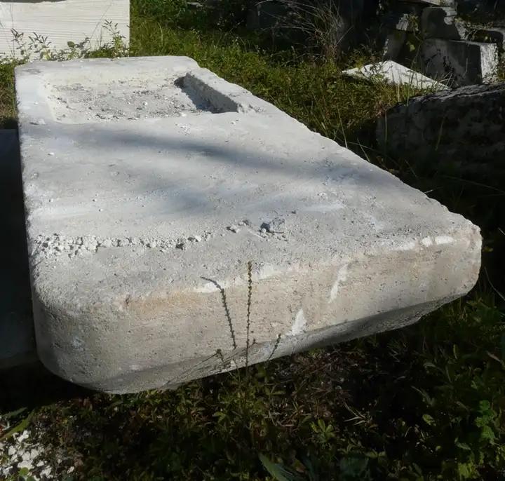 Evier égouttoir en pierre