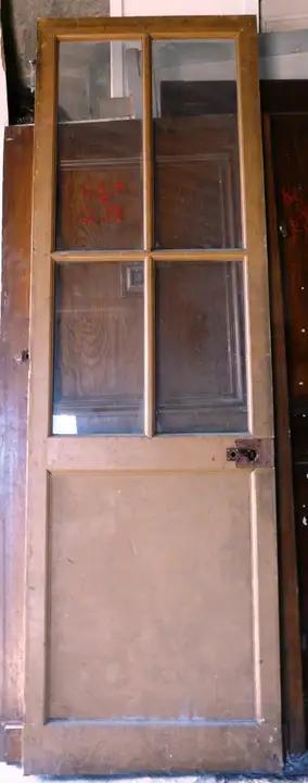 Porte vitrée en bois