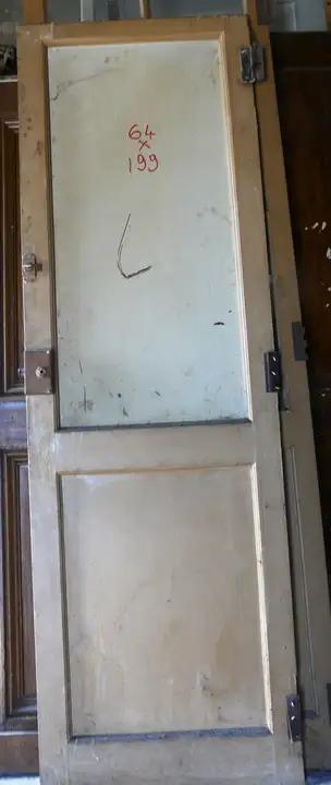 Porte vitrée en bois