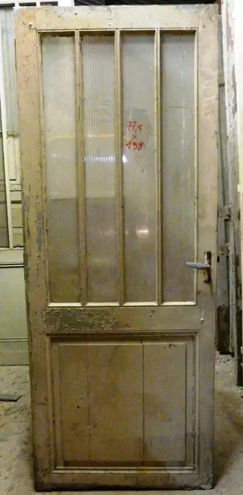 Porte d'interieur en bois vitrée