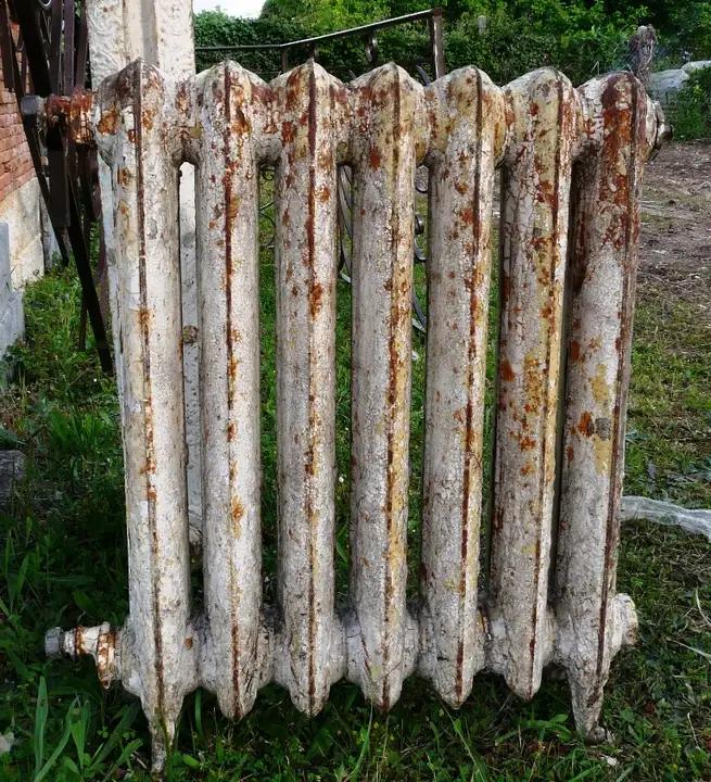 Radiateur fleuri en fonte à 7 elements