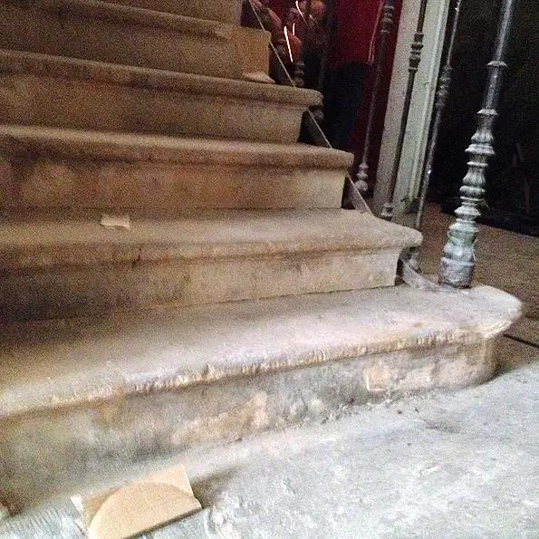 Escalier en pierre de St Macaire