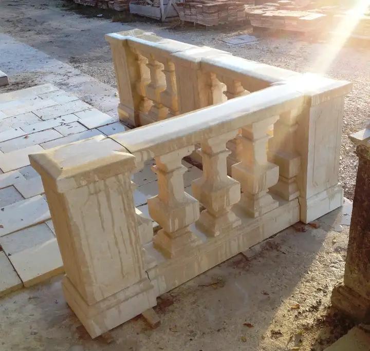 Réédition d'une balustrade LXIV