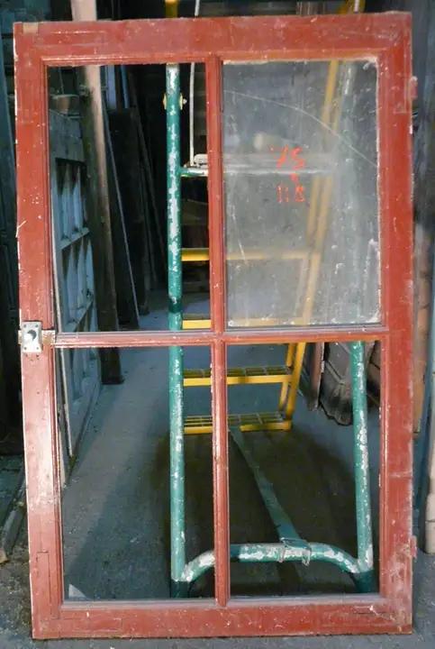 Petrite fenêtre de vitrine