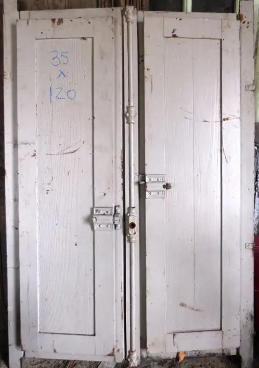 2 paires de volets intérieur en bois