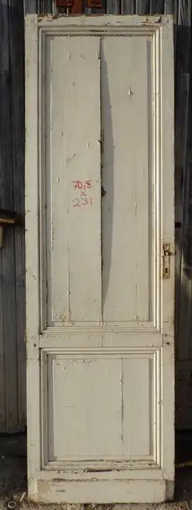 Porte ancienne d'intérieur en bois