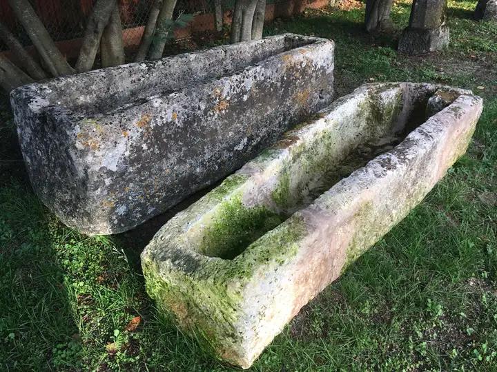 Du Ve siècle au VIIIe siècle le sarcophage sert de cerceuil en pierre