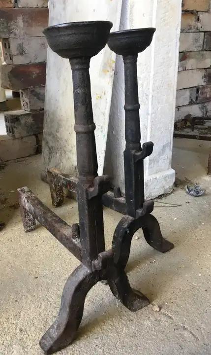 Paire de chenets ancien en fonte