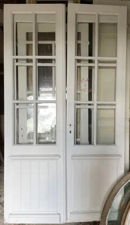 Porte double vitrée en bois