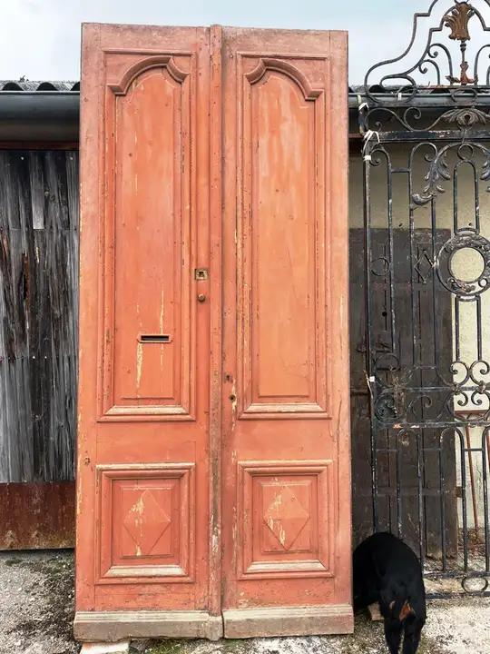 Paire de porte d'entrée anciennes