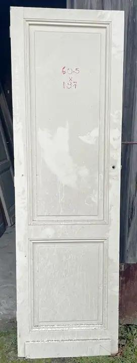 Porte ancienne d'intérieur en bois