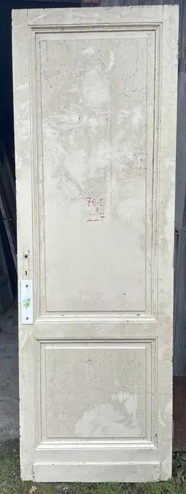 Porte ancienne d'intérieur en bois