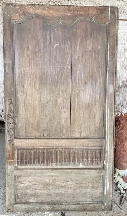 Ancienne porte en cerisier