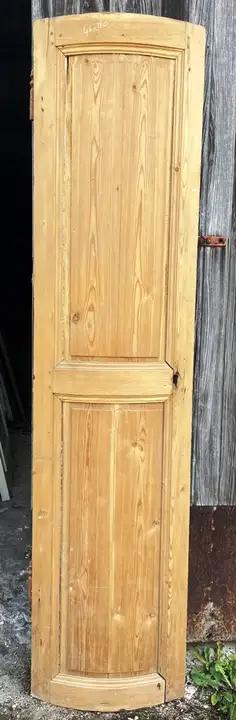 Porte ancienne cintrée en sapin décapée