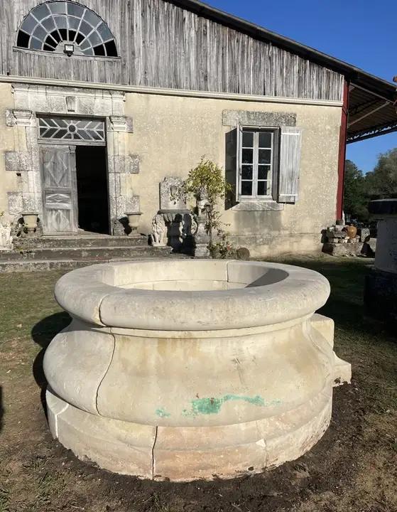 Puits à doucine en trois parties