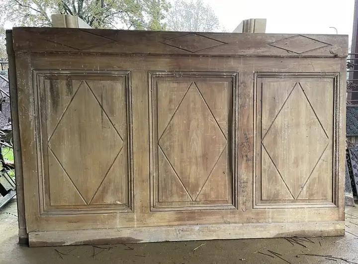 Paire d'anciens panneaux de cerisier pour boiserie murale