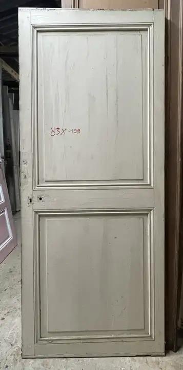 Porte ancienne de communication