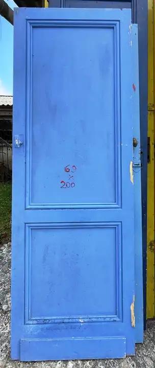 Porte simple pleine à deux panneaux double face dont une lisse