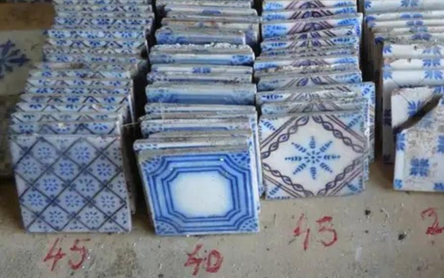 Lot de carrelage bleu ancien