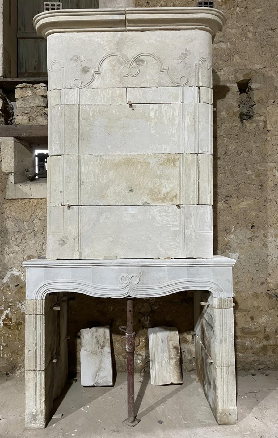 Cheminée à trumeau d'époque XVIIIème
