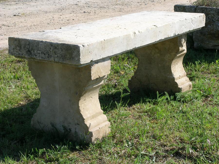 réédition de banc en pierre