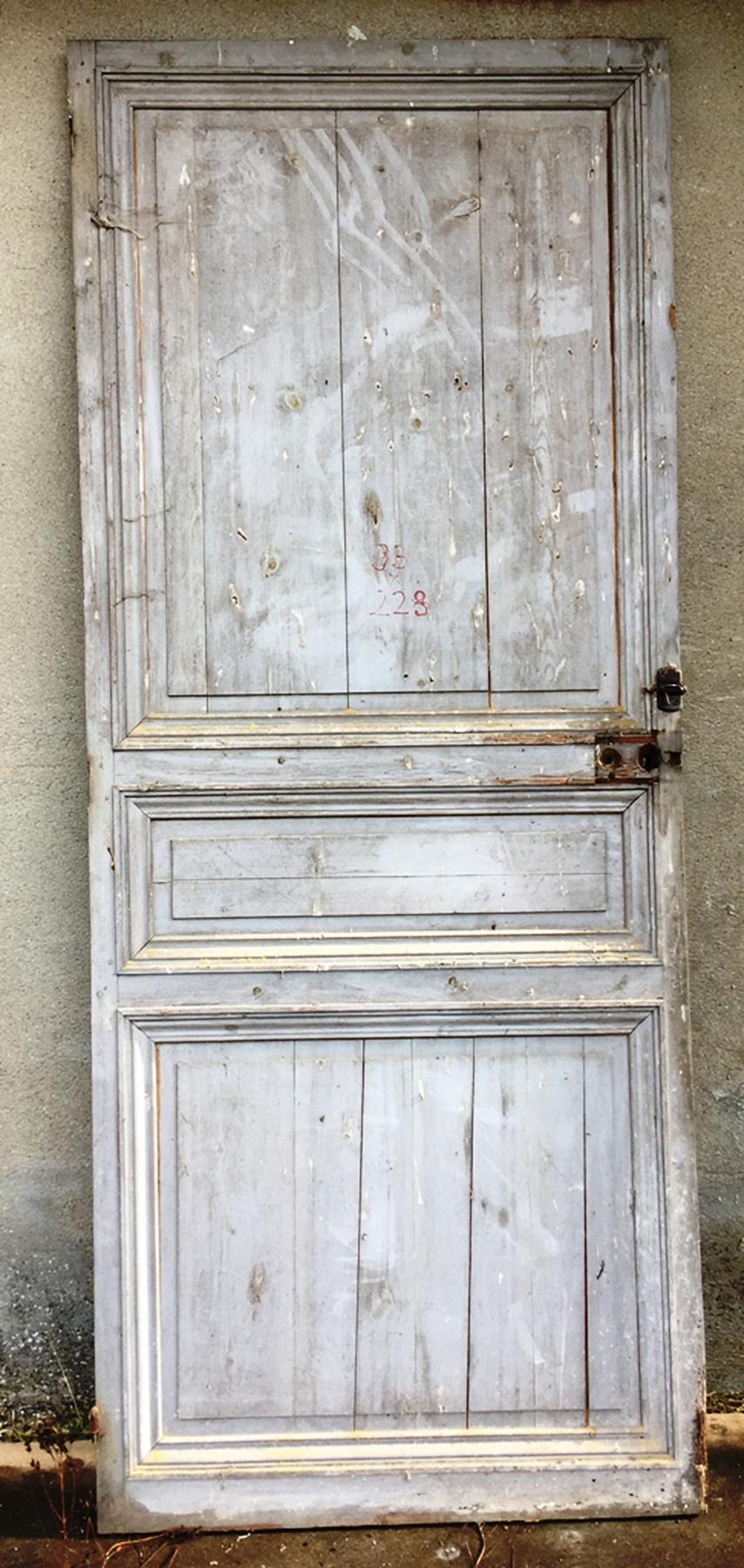 Porte ancienne d'intérieur en bois