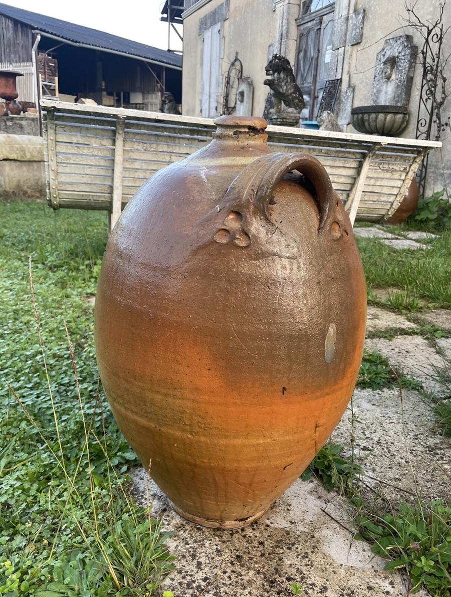 Poterie ou cruche à huile en terre cuite de Charente